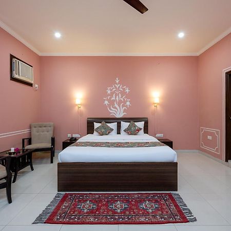 Nine Palms Resort Jaipur Eksteriør billede