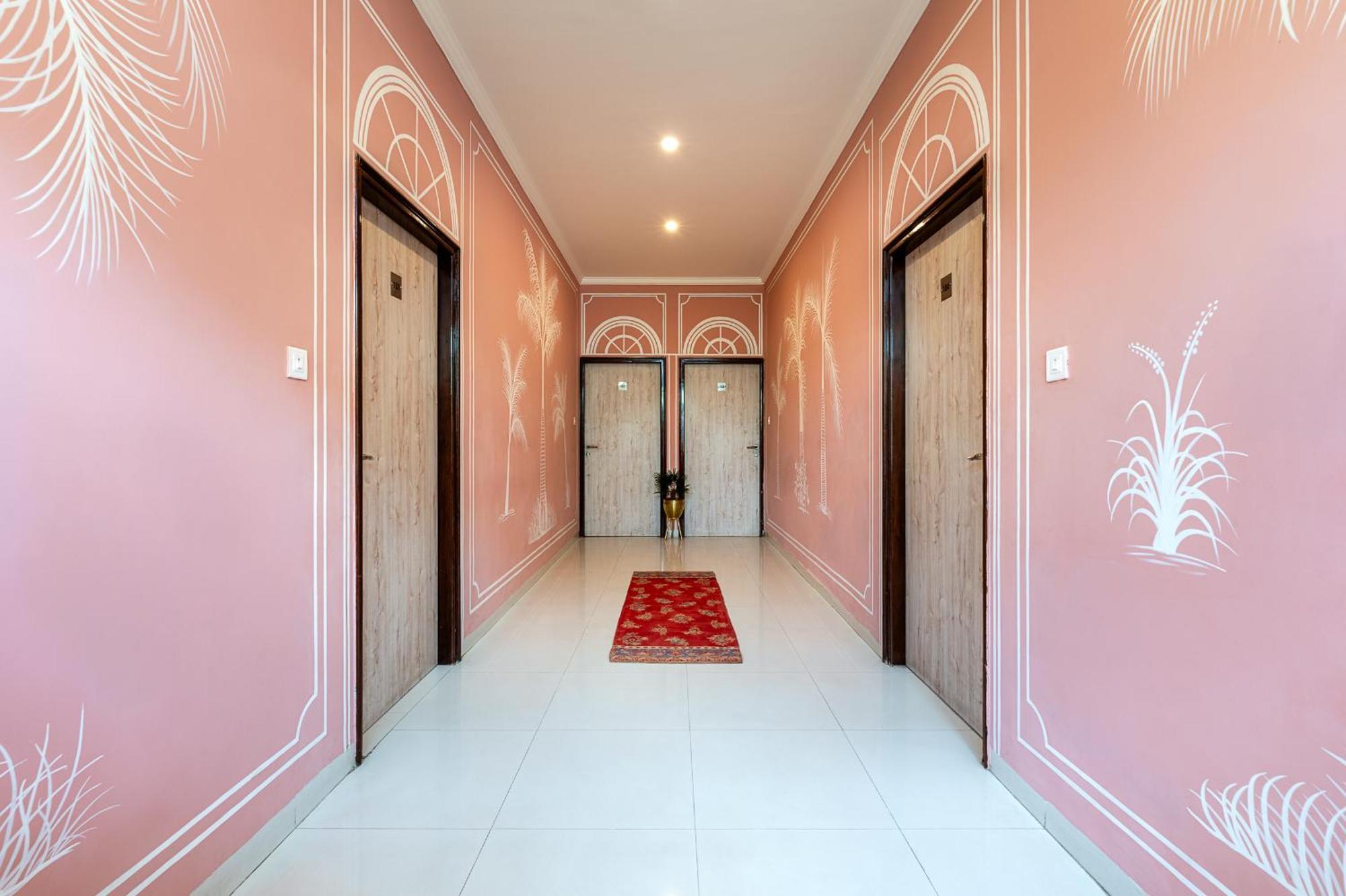 Nine Palms Resort Jaipur Eksteriør billede