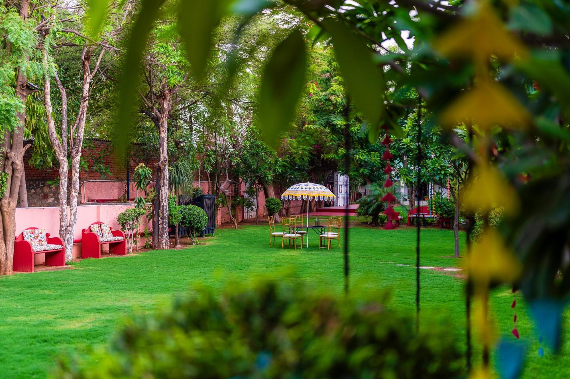 Nine Palms Resort Jaipur Eksteriør billede